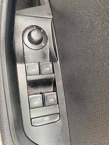wireless rikverc kamera: PREKIDACI PROZORA ZA ŠKODA SUPERB | Superb III — 1