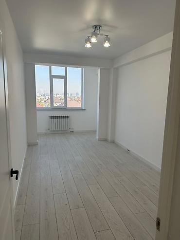 сдаю 3 комнаты: 3 комнаты, 87 м², Элитка, 4 этаж, Свежий ремонт — 1