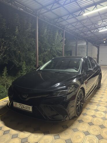 продаю или меняю машину: Toyota Camry: 2017 г., 2.5 л, Автоматтык, Бензин, Седан