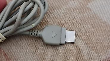 Mobile Phone Chargers: Samsung putni punjač sa fiksnim kablom i evropskim adapterom - — 2