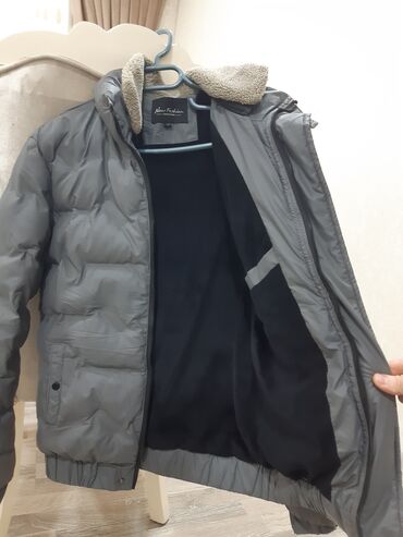 qadin pencek modelleri: Kurtka, Bolonka, Qış, Abercrombie & Fitch, L (EU 40)