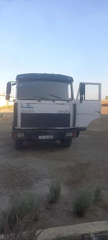 Tırlar: Yük daşıma üçün traktor tipli yük avtomobili - Turbo dizel mühərrikli — 1