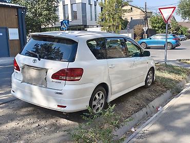 240: Toyota Ipsum: 2002 г., 2.4 л, Автомат, Бензин, Минивэн — 1
