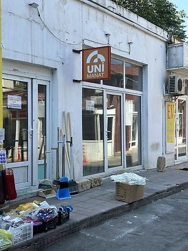 Cəfər Xəndan və Əcəmi Naxçıvani küçələrinin kəsişməsində, keçmiş