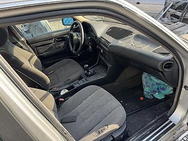 буд е 2: BMW 5 series: 1992 г., 2.5 л, Бензин, Седан — 5
