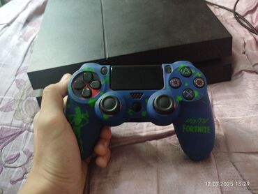 диск на пс3: Playstation 4 fat б/у в отличном состоянии с играми и двумя
