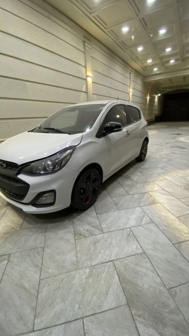 хундай пертер: Chevrolet Spark: 2021 г., 1 л, Вариатор, Бензин, Хетчбек