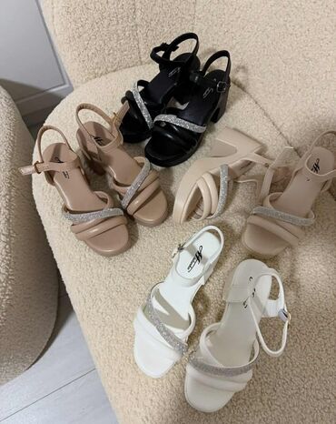 push up helanke novi sad: Sandale, Alexander McQueen