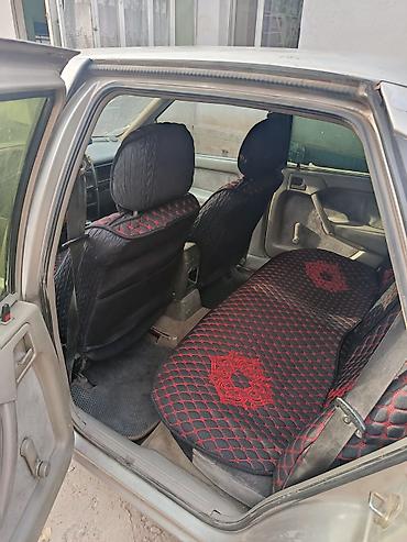 Продажа авто: Opel Vectra: 1990 г., 2 л, Механика, Бензин, Седан — 4