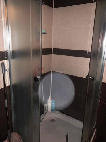 Uzunmüddətli kirayə mənzillər: N.Nərimanov metro yaxınlığında 3-otaqlı, (2-dən 3-ə)-düzəlmə — 10