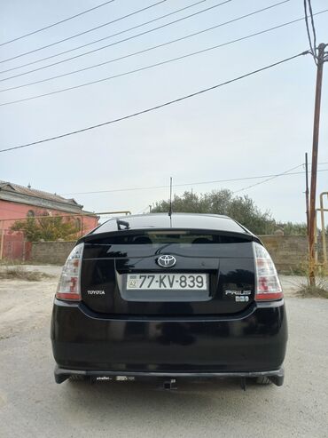 Toyota: Salam ideal prius axtaran müştərilər. 188000 mil orjinal probeq — 4