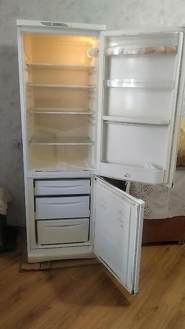 Техника и электроника: Б/у 2 двери Stinol Холодильник Продажа, цвет - Белый — 6