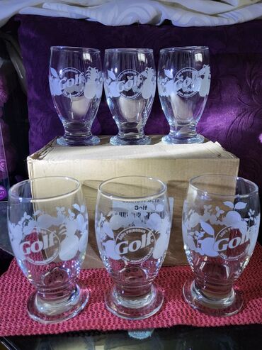 Čaše: Case nove golf sa stopom univerzalne. Komada 6 u ceni — 1
