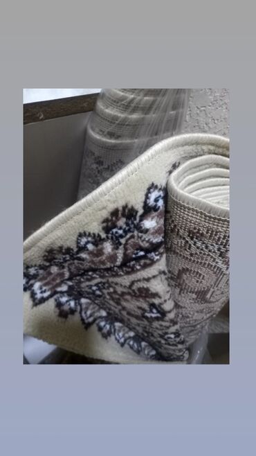 балык сазан: Ковер Б/у, 200 * 300, Сделано в Кыргызстане