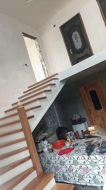 saatlar divar: Yeni Pilləkən məhəccəri, Taxta, Ödənişli çatdırılma — 3