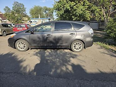voxy noah: Toyota Prius V: 2012 г., 1.8 л, Вариатор, Гибрид, Универсал — 6