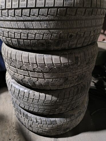 Шины: Шины 215 / 55 / R 17, Зима, Б/у, Пара, Легковые, Bridgestone