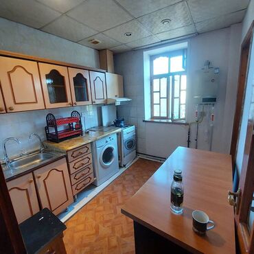 Uzunmüddətli kirayə mənzillər: Suraxanı dairəsinə yaxın,5 mərtəbənin,4-cü mərtəbəsində,3 — 13