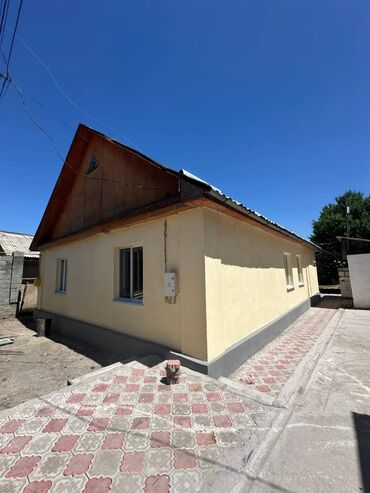 Продажа домов: Дом, 93 м², 4 комнаты, Агентство недвижимости, Косметический ремонт