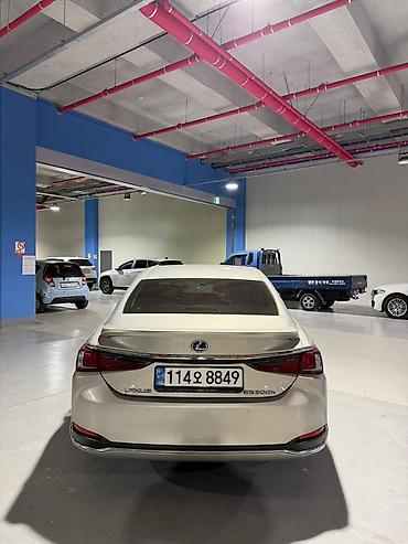 Lexus: Lexus ES: 2019 г., 2.5 л, Вариатор, Гибрид, Седан — 4