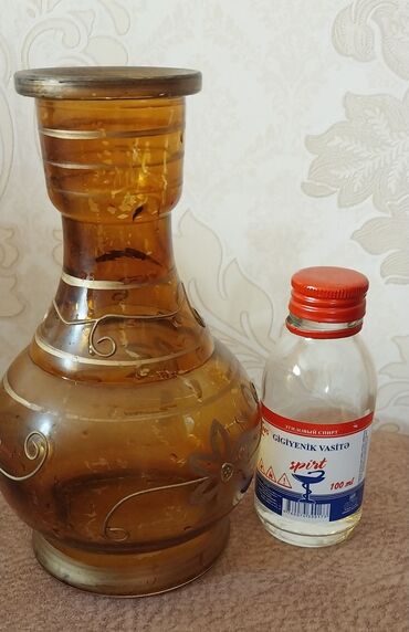 Qəlyan.qabı ( çaşqası) 18 ildi alınıb. işlenmiş qrğı çatı yoxdu.rengi
