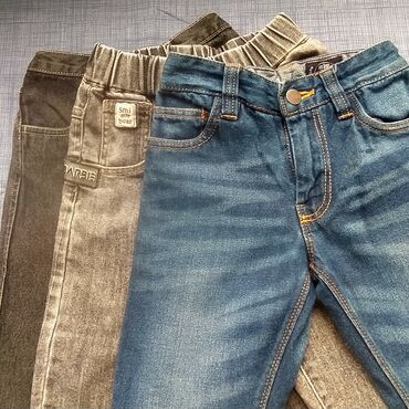 серые джинсы: Джинсы и брюки, цвет - Серый, Б/у