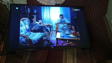 Televizori: VOX LED televizor, dijagonala oko 32–40 inča (procena po odnosu — 3