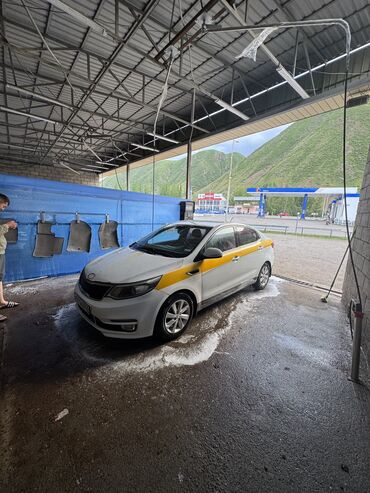 Kia: Kia Rio: 2017 г., 1.6 л, Автомат, Бензин, Седан