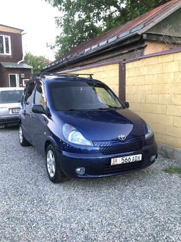 Toyota: Toyota Yaris Verso: 1999 г., 1.3 л, Механика, Бензин, Универсал