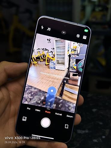 интересует: Xiaomi, 15, Б/у, 256 ГБ, цвет - Фиолетовый, 2 SIM — 5