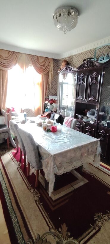 Köhnə tikili: Bakı, Bülbülə qəs., 3 otaqlı, Köhnə tikili, m. Koroğlu, 1 kv. m -da lalafo.az — 9 Köhnə tikili: Bakı, Bülbülə qəs., 3 otaqlı, Köhnə tikili, m. Koroğlu, 1 kv. m — 9