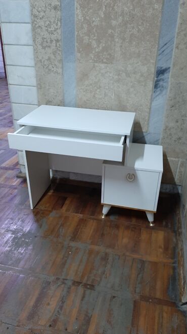 Мебель на заказ: Мебель на заказ, Спальня, Стол, Тумба — 10