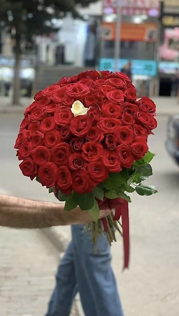 səyyar satıcı: Satış məsləhətçisi tələb olunur, 18-29 yaş — 1