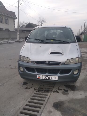 авто алам: Hyundai Starex: 1999 г., 2.5 л, Механика, Дизель, Вэн/Минивэн