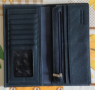 цепочка с жемчугом в ракушке: Продаю супер классную валютницу фирмы Aka Deri. Серо-голубая кожа