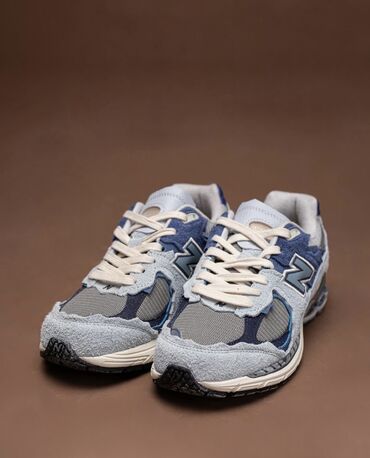 Кроссовки и спортивная обувь: New Balance — американский бренд, известный своими кроссовками