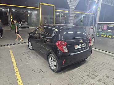 Chevrolet Spark: 2017 г., 1 л, Автомат, Бензин, Хэтчбэк