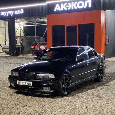 Унаа сатуу: BMW 3 series: 1992 г., 1.8 л, Механика, Бензин, Седан