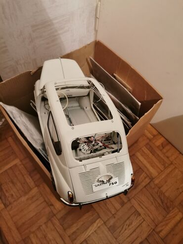 Figurice i makete: Maketa automobila Zastava 750 – veliki detaljni model - Velika maketa — 4