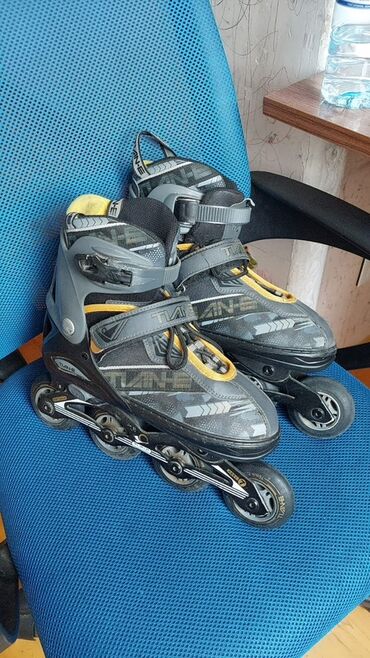 Əlcəklər: 120 manata alinib 40 manata satiram İnline konki (roller skates) -