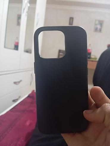 iphone 15 pro maz: Məhsul: Qara telefon qoruyucu örtük - Material: Yumşaq, elastik — 1