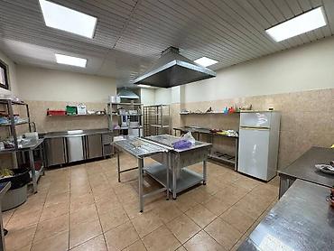 Продажа зданий: Здание, С оборудованием, Действующий 1400 м² — 12