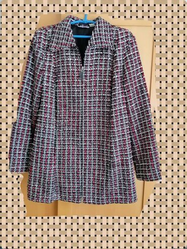 ženske jakne waikiki: Jakna karirana na rajfešlus, veličine 46/48 i 48/50. Obim grudi