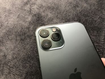 IPhone 12 Pro Max, Б/у, 256 ГБ, Matte Silver, Защитное стекло, Чехол, 100 %