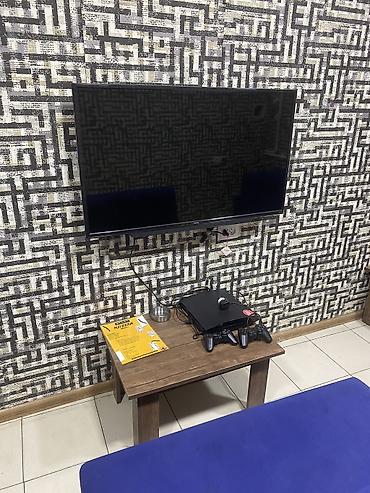 PS4 (Sony Playstation 4): PS 3- 3 ədəd PS 4- 2 ədəd Televizor 109 Led- 5 ədəd Tv üçün kraşteyn- — 5