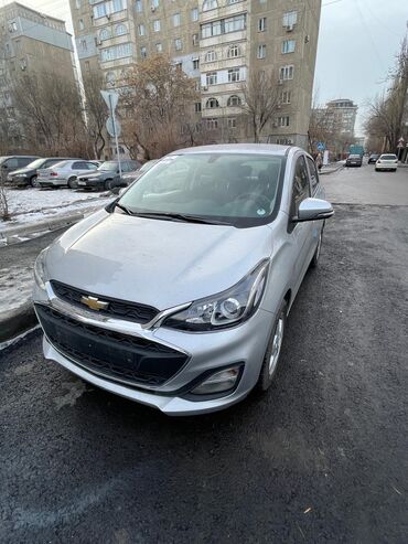 Chevrolet: Chevrolet Spark: 2019 г., 0.1 л, Вариатор, Бензин, Хэтчбэк