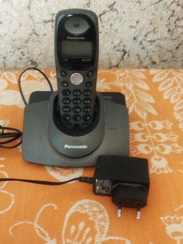 Stasionar telefonlar: Panasonic distant ev telefonu Ünvan Gəncə şəhəri köhnə maşın bazarının