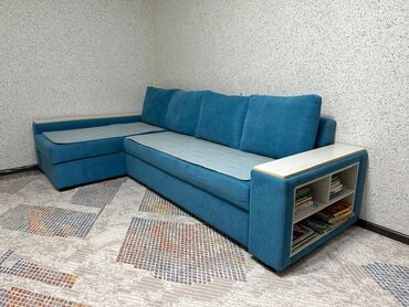 диваны талас: Угловой диван, цвет - Синий, Б/у