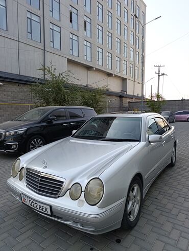 машина за 4000 долларов: Mercedes-Benz E-Class: 2000 г., 3.2 л, Автомат, Газ, Седан
