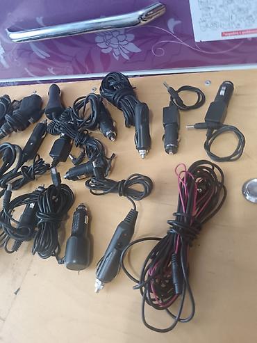 Другая автоэлектроника: Автомобильные зарядные устройства и кабели (набор) Описание: - — 6